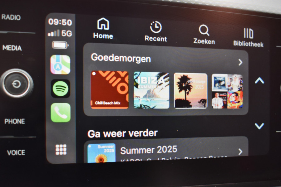 Volkswagen T-Cross 1.0 TSI Black Editie Automaat Navigatie Stoelverwarming