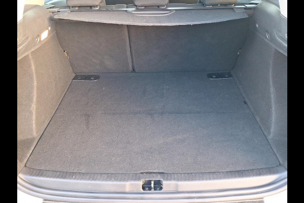 Renault Clio Estate 0.9 TCe Limited Incl. Cruise Control | Navigatie