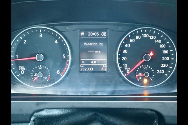 Volkswagen Transporter 2.0 TDI L2H1 DC