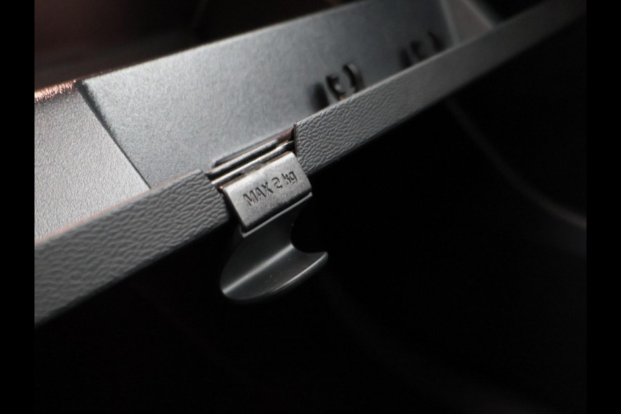 Volvo XC40 1.5 T4 RECHARGE 211 PK PHEV ORIG. NL BTW | CAMERA | APPLE CARPLAY | 18 INCH | DAB