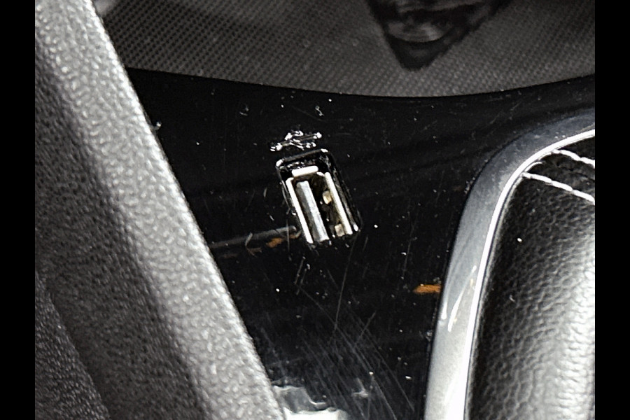 Ford Fiesta 1.0 EcoBoost Titanium Business (B&O SOUND, CAMERA, CARPLAY, 1e EIGENAAR, PARKEERSENSOREN, GOED ONDERHOUDEN))