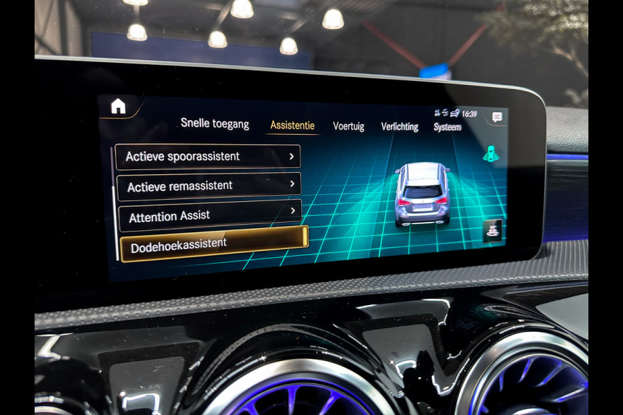 Mercedes-Benz A-Klasse A200 AMG |Sfeerlicht|Panorama|Camera