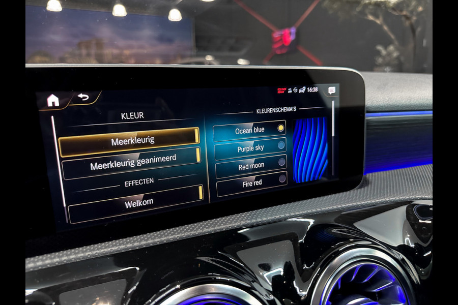 Mercedes-Benz A-Klasse A200 AMG |Sfeerlicht|Panorama|Camera