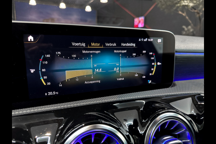 Mercedes-Benz A-Klasse A200 AMG |Sfeerlicht|Panorama|Camera