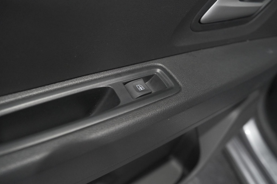 Dacia Jogger TCe 100 ECO-G Expression | 7 Zitplaatsen | Camera | Dodehoekdetectie | Navigatie