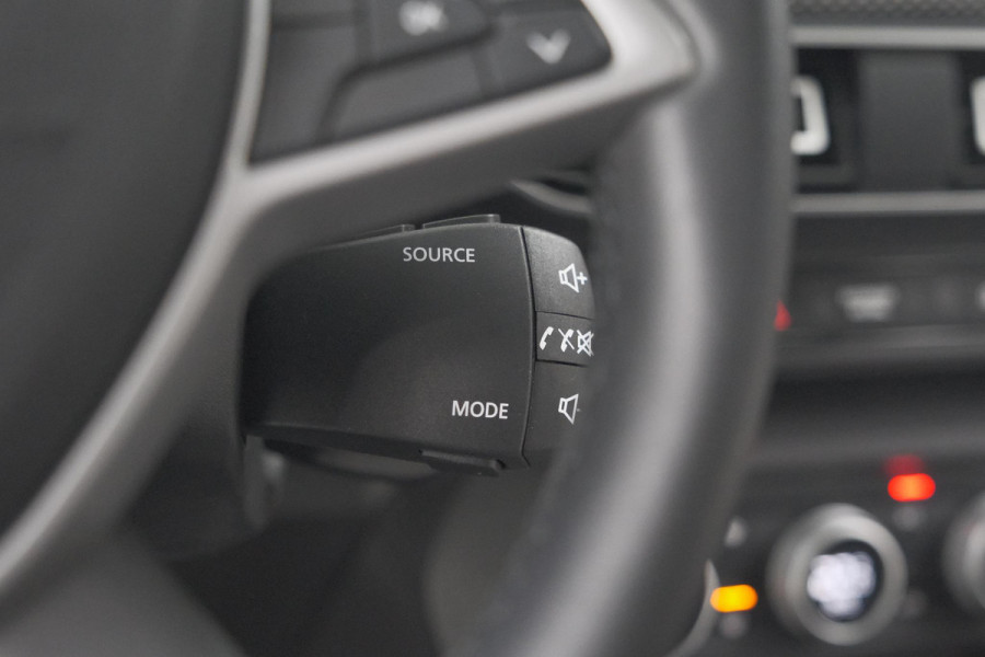 Dacia Jogger TCe 100 ECO-G Expression | 7 Zitplaatsen | Camera | Dodehoekdetectie | Navigatie