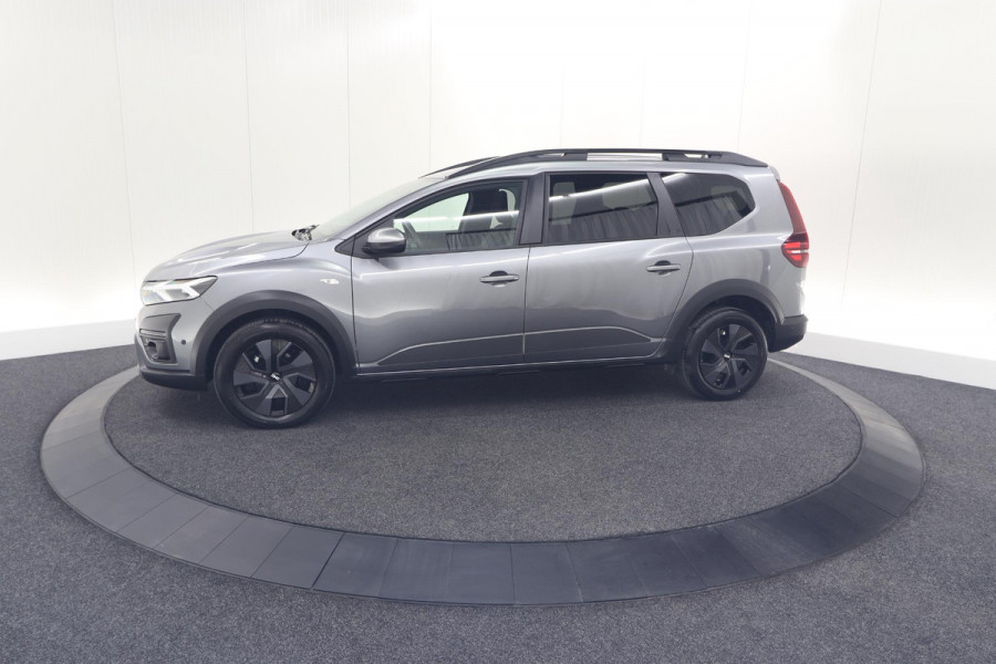 Dacia Jogger TCe 100 ECO-G Expression | 7 Zitplaatsen | Camera | Dodehoekdetectie | Navigatie