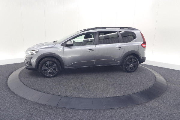 Dacia Jogger TCe 100 ECO-G Expression | 7 Zitplaatsen | Camera | Dodehoekdetectie | Navigatie