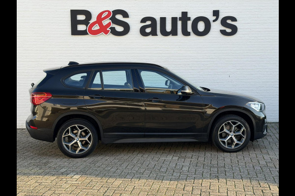 BMW X1 SDrive18i Automaat Clima Cruise Navi Pdc V+A Stoelverwarming Elek. A-klep