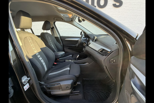 BMW X1 SDrive18i Automaat Clima Cruise Navi Pdc V+A Stoelverwarming Elek. A-klep