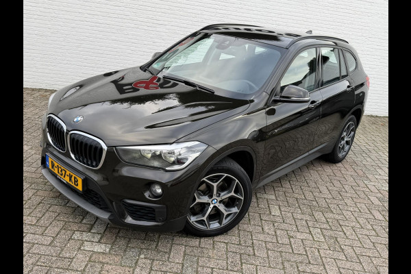 BMW X1 SDrive18i Automaat Clima Cruise Navi Pdc V+A Stoelverwarming Elek. A-klep