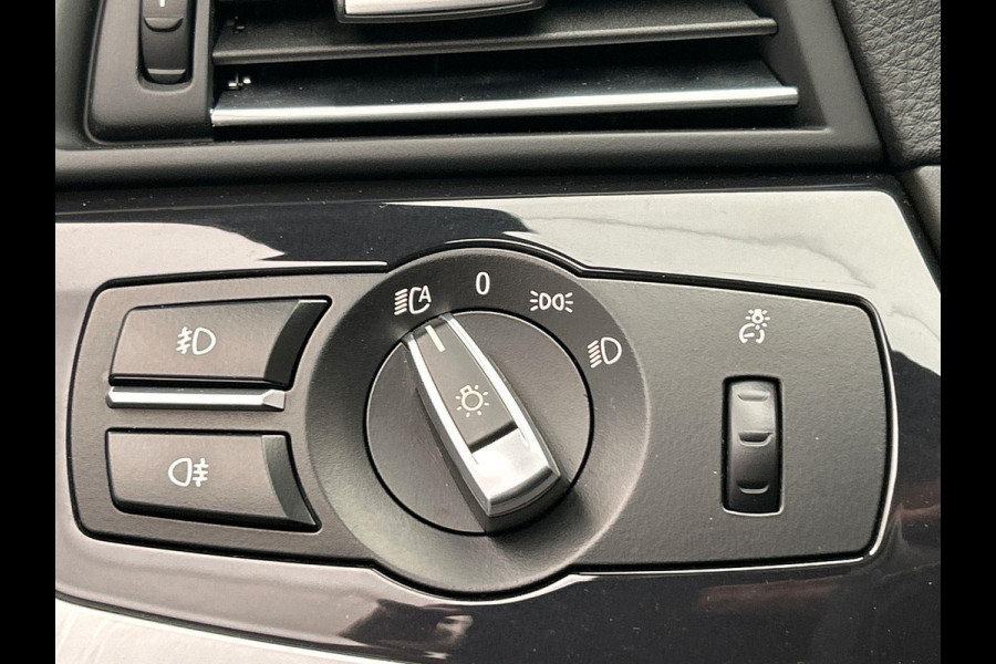 BMW 5 Serie 520i M Sport Edition Origineel NL Pano/dak Leder Stoelverwarming