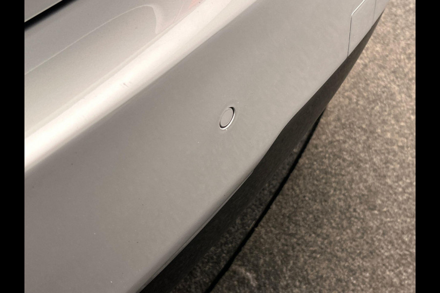 BMW 5 Serie 520i M Sport Edition Origineel NL Pano/dak Leder Stoelverwarming