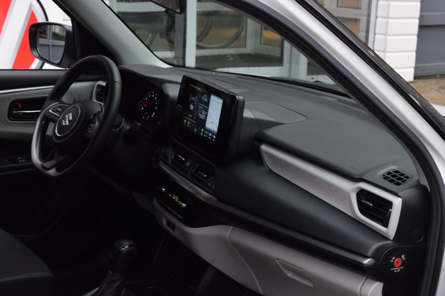 Suzuki Swift 1.2 Style Smart Hybrid|Carplay|Camera