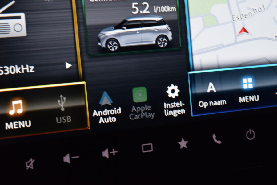Suzuki Swift 1.2 Style Smart Hybrid|Carplay|Camera