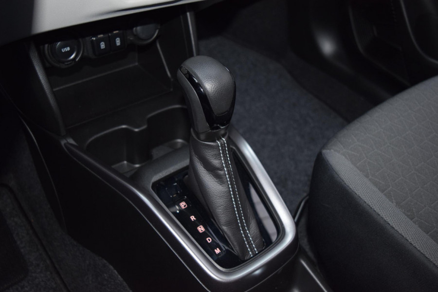 Suzuki Swift 1.2 Style Smart Hybrid|Carplay|Camera