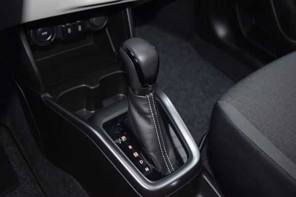 Suzuki Swift 1.2 Style Smart Hybrid|Carplay|Camera