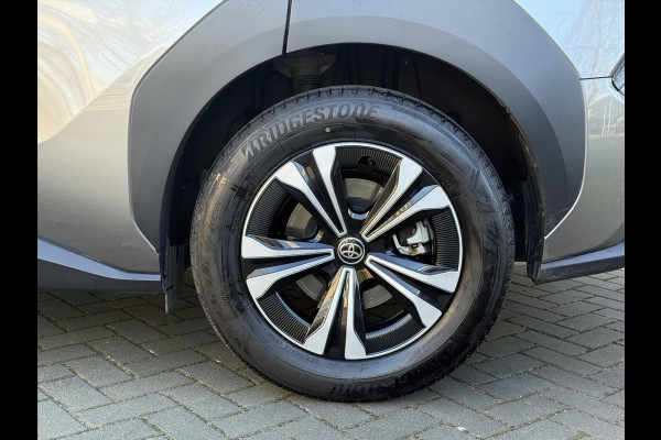 Toyota Bz4x 71,4 kWh 204pk Dynamic | 3-Fase, 360 Camera, Blind Spot monitor, Elektrische achterklep, Parkeersensoren, Stoelverwarming