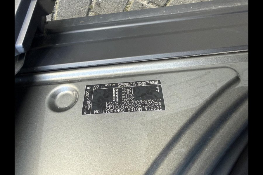 Toyota Bz4x 71,4 kWh 204pk Dynamic | 3-Fase, 360 Camera, Blind Spot monitor, Elektrische achterklep, Parkeersensoren, Stoelverwarming