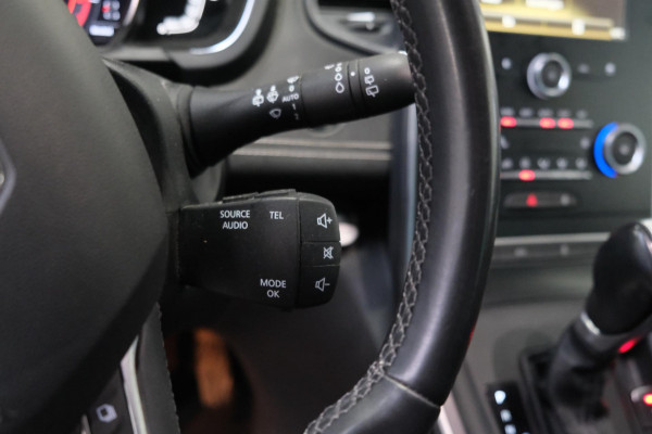 Renault Scénic 1.3 TCe Intens > €6600,- NETTO <