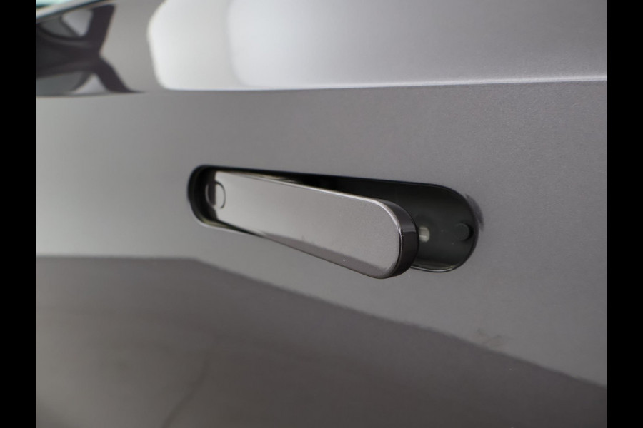 Aiways U5 63kWh *39.460 KM* + 360 CAMERA | ADAPTIVE CRUISE | APPLE CARPLAY | SFEERVERLICHTING