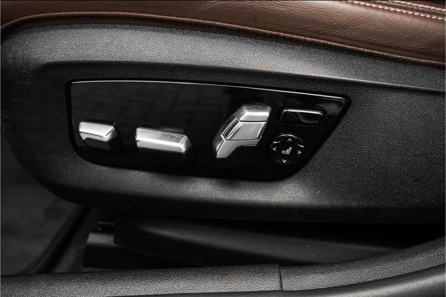 BMW 5 Serie Touring 530i High Ex M-Sport Pano HUD Camera Memory Seats