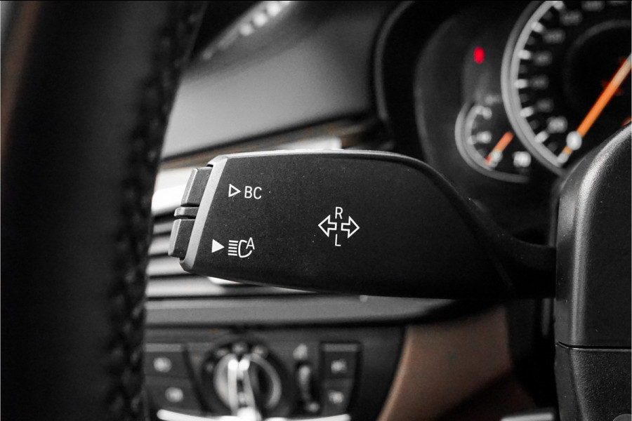 BMW 5 Serie Touring 530i High Ex M-Sport Pano HUD Camera Memory Seats