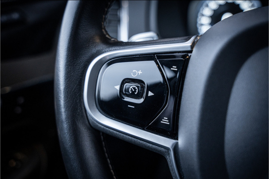 Volvo XC90 2.0 T8 Twin Engine AWD R-Design - Panorama | H&K | Memory | Trekhaak
