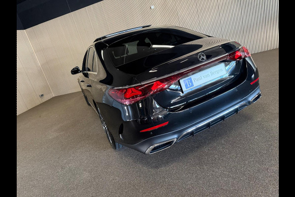 Mercedes-Benz E-Klasse 220D AMG STYLING-PANORAMA-MEMORY-DISTRONIC-360 CAMERA-ZEER COMPL.