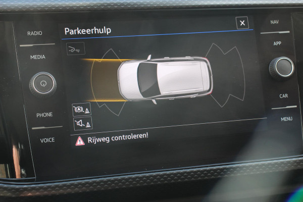 Volkswagen T-Cross 1.0 TSI 110 pk DSG Life Plus | Navigatie | Apple Carplay/Android Auto | Adaptive Cruise Control | Lane Assist | Camera | Parkeersensoren | Stoelverwarming | DAB