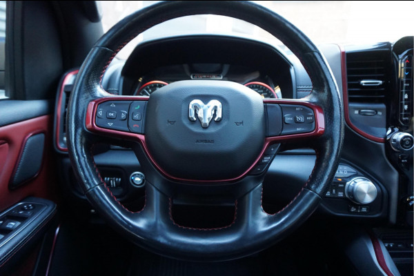 Dodge Ram 1500 5.7 V8 4x4 Crew Cab Rebel Sport Off-Road | Black Line | Luchtvering | Panoramadak | Groot Navi | Apple CarPlay | Keyless | 20inch | Harman Kardon | Full LED | LPG onderbouw | excl BTW