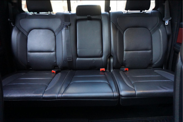 Dodge Ram 1500 5.7 V8 4x4 Crew Cab Rebel Sport Off-Road | Black Line | Luchtvering | Panoramadak | Groot Navi | Apple CarPlay | Keyless | 20inch | Harman Kardon | Full LED | LPG onderbouw | excl BTW