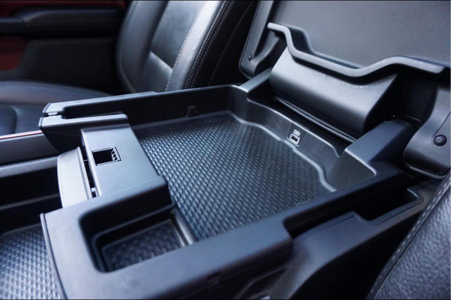 Dodge Ram 1500 5.7 V8 4x4 Crew Cab Rebel Sport Off-Road | Black Line | Luchtvering | Panoramadak | Groot Navi | Apple CarPlay | Keyless | 20inch | Harman Kardon | Full LED | LPG onderbouw | excl BTW