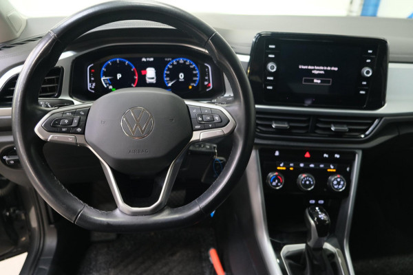 Volkswagen T-Roc 1.5 TSI Life Business Automaat - Virtual Display, Airco, Camera, Carplay, PDC.