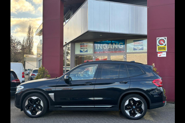 BMW iX3 Executive 80 kWh | Leder | Pano | AppleCarplay | Camera