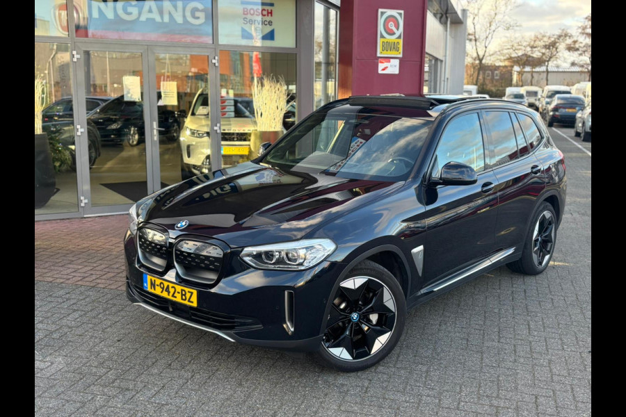 BMW iX3 Executive 80 kWh | Leder | Pano | AppleCarplay | Camera