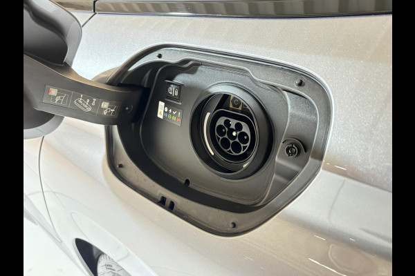 Peugeot 308 SW 1.6 Plug-in Hybrid 195 GT .