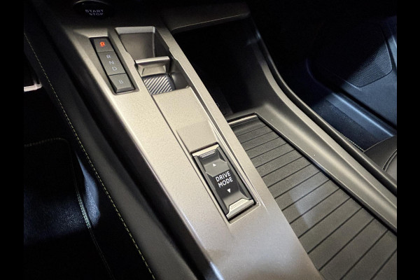 Peugeot 308 SW 1.6 Plug-in Hybrid 195 GT .