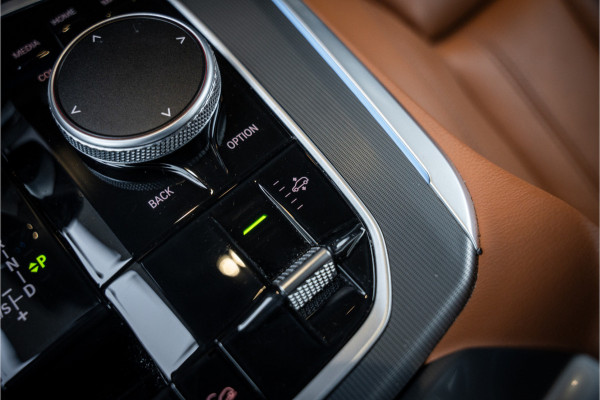 BMW X5 xDrive45e High Executive - Laser | Elek. Trekhaak | 360 Camera | Memory | HUD