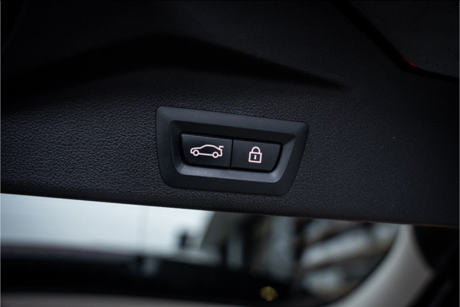 BMW X5 xDrive45e High Executive - Laser | Elek. Trekhaak | 360 Camera | Memory | HUD