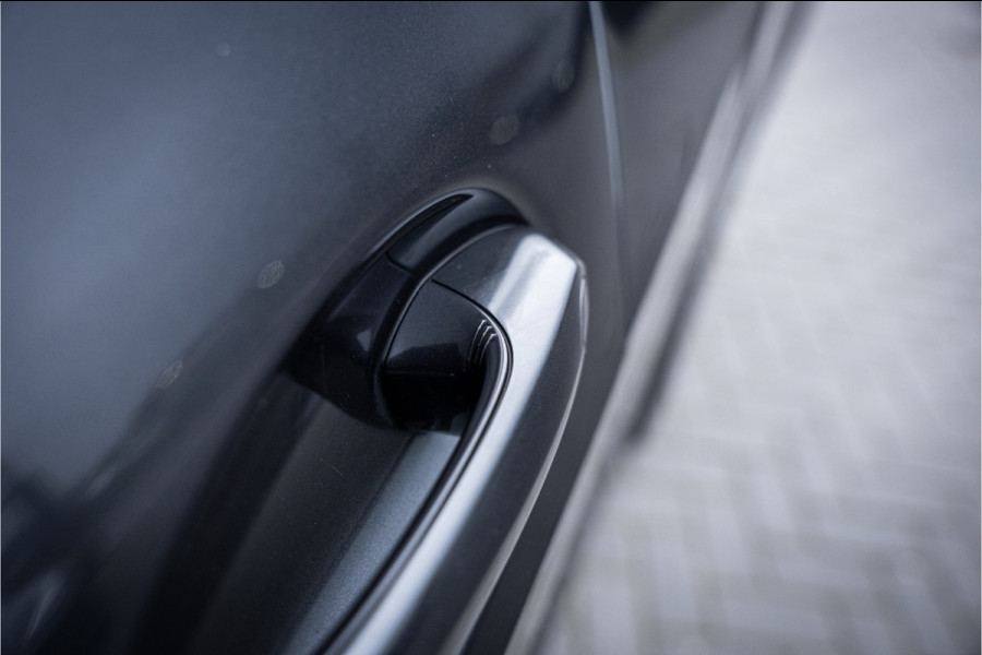 BMW X5 xDrive45e High Executive - Laser | Elek. Trekhaak | 360 Camera | Memory | HUD