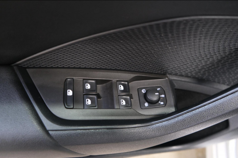 Škoda Octavia Combi 1.0 e-TSI Ambition - N.A.P. Airco, Navi, Trekhaak, PDC