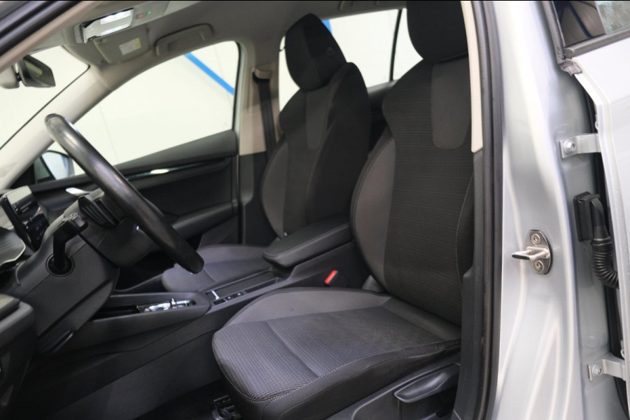 Škoda Octavia Combi 1.0 e-TSI Ambition - N.A.P. Airco, Navi, Trekhaak, PDC