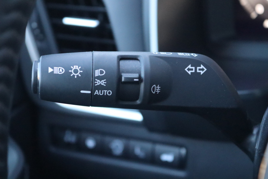 Nissan QASHQAI 1.3DIG-T MHEV 158PK Automaat N-Connecta Camera/Winter-pack/Elektr.-klep/Head-Up/Adapt.-cruise
