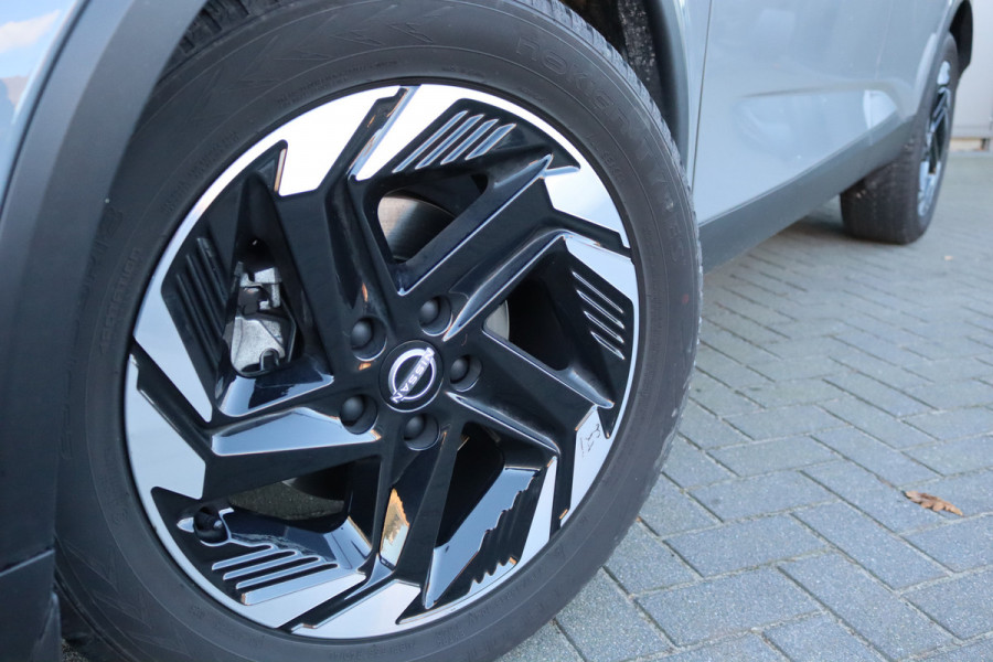 Nissan QASHQAI 1.3DIG-T MHEV 158PK Automaat N-Connecta Camera/Winter-pack/Elektr.-klep/Head-Up/Adapt.-cruise