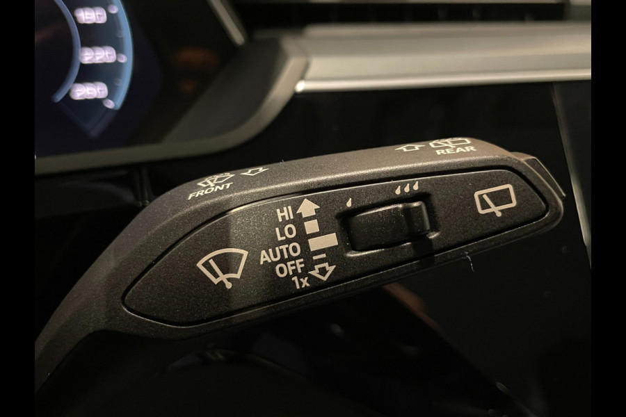 Audi e-tron 55 Quattro Edition 95 kWh|90% SOH|22'' LMV|GROTE ACCU|CRUISE+CLIMATE|ELEK.INTERIEUR+A-KLEP|ORG.NL|NAP|INCL BTW|1e EIG|