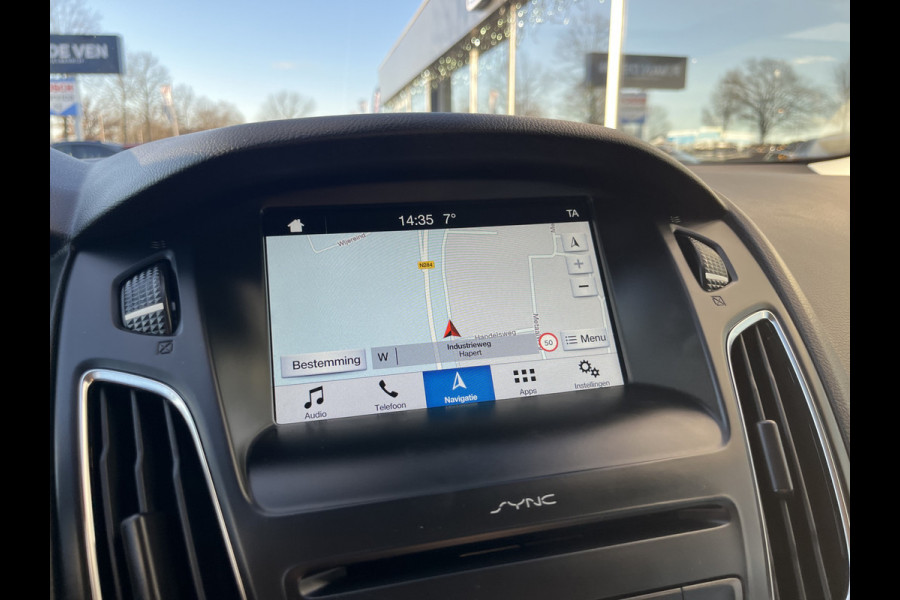 Ford FOCUS Wagon 1.5 EcoBoost Titanium 150pk/110kW 6-bak | Trekhaak | 18'' | Bi-Xenon |