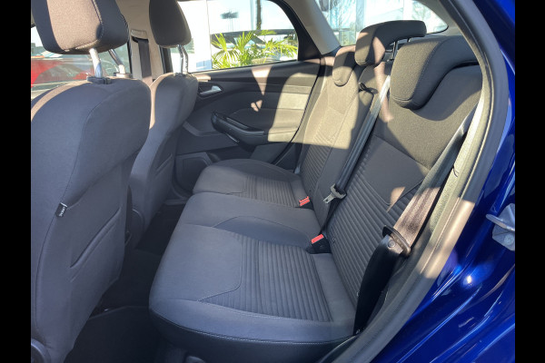 Ford FOCUS Wagon 1.5 EcoBoost Titanium 150pk/110kW 6-bak | Trekhaak | 18'' | Bi-Xenon |