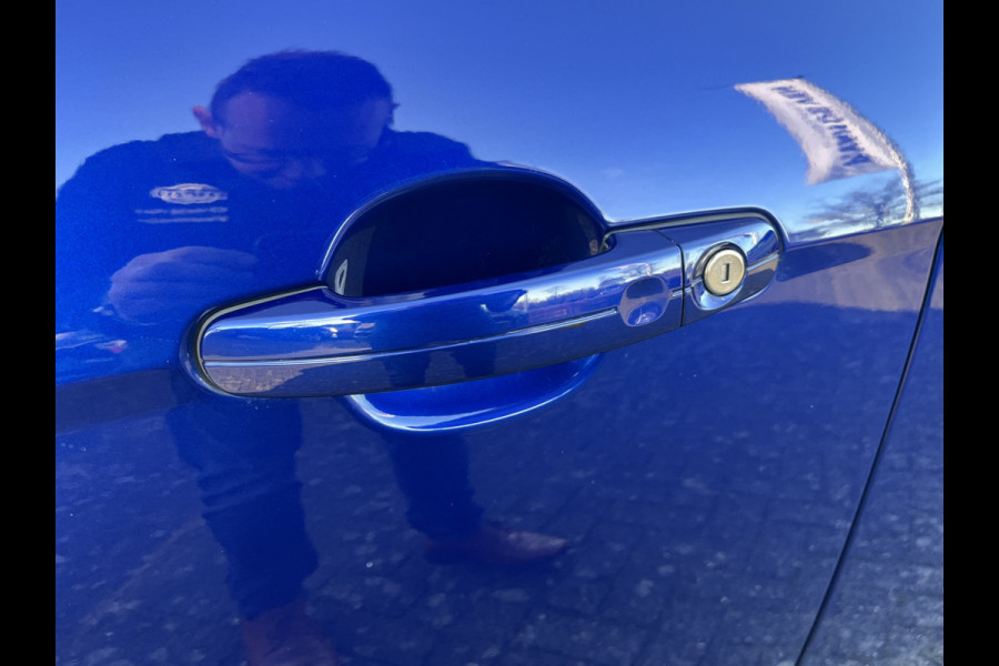 Ford FOCUS Wagon 1.5 EcoBoost Titanium 150pk/110kW 6-bak | Trekhaak | 18'' | Bi-Xenon |