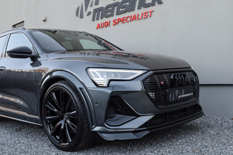 Audi e-tron S Quattro / 2x S-line/ Luchtvering/ Standkachel/ Head-Up Display/ Trekhaak/ 371kW (505PK)